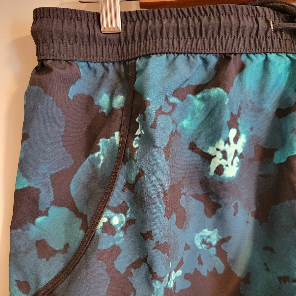 Fabletics Running Shorts - Picture 2 of 7